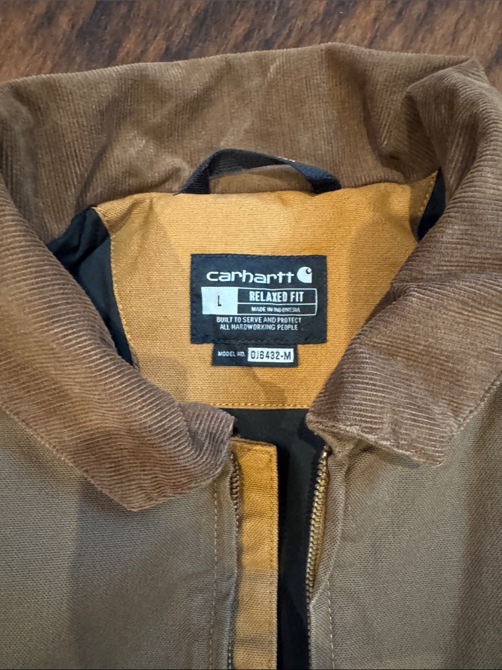 Carhartt Two-Tone Brown Canvas Duck Jacket - Picture 2 of 3